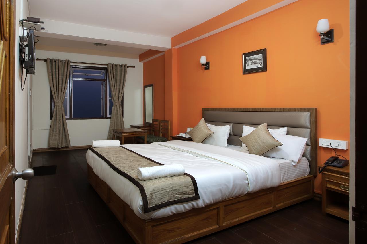 Hotel Kasturi Palace & Restaurant Darjeeling Darjeeling  Eksteriør billede